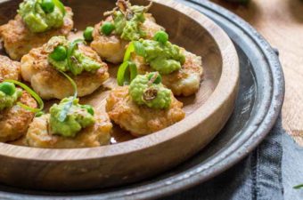 prawn cakes with curried pea puree