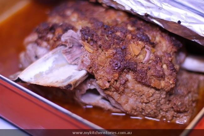 Slow cooked lamb with spices