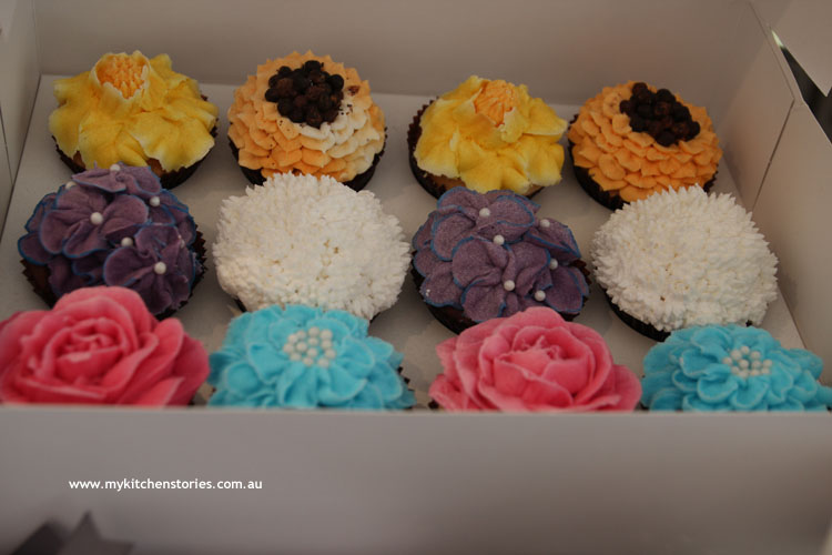 Flowers -box-cupcake-co