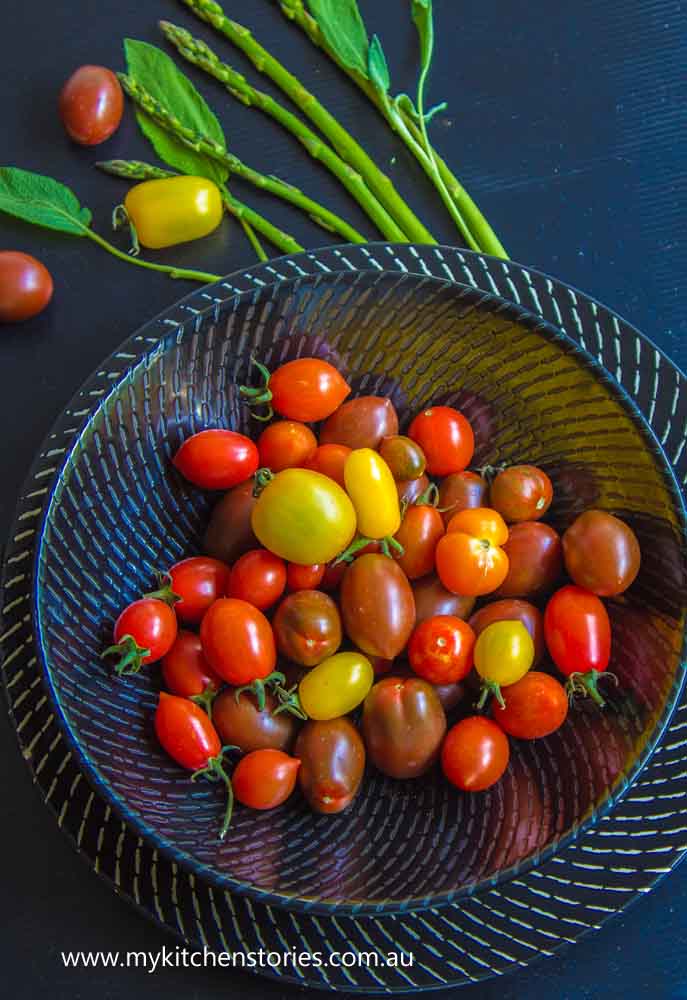 heirloom-tomatoes-and-asparagus